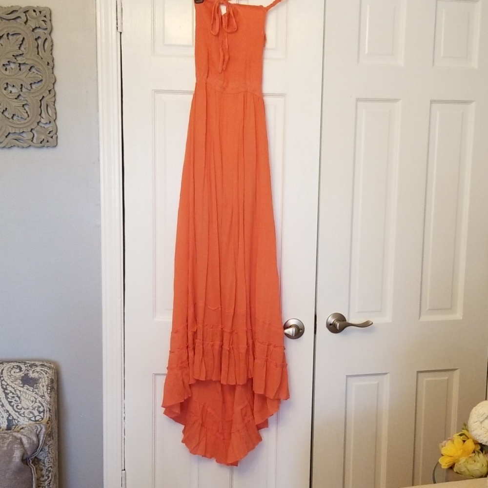 Maxi dress open back